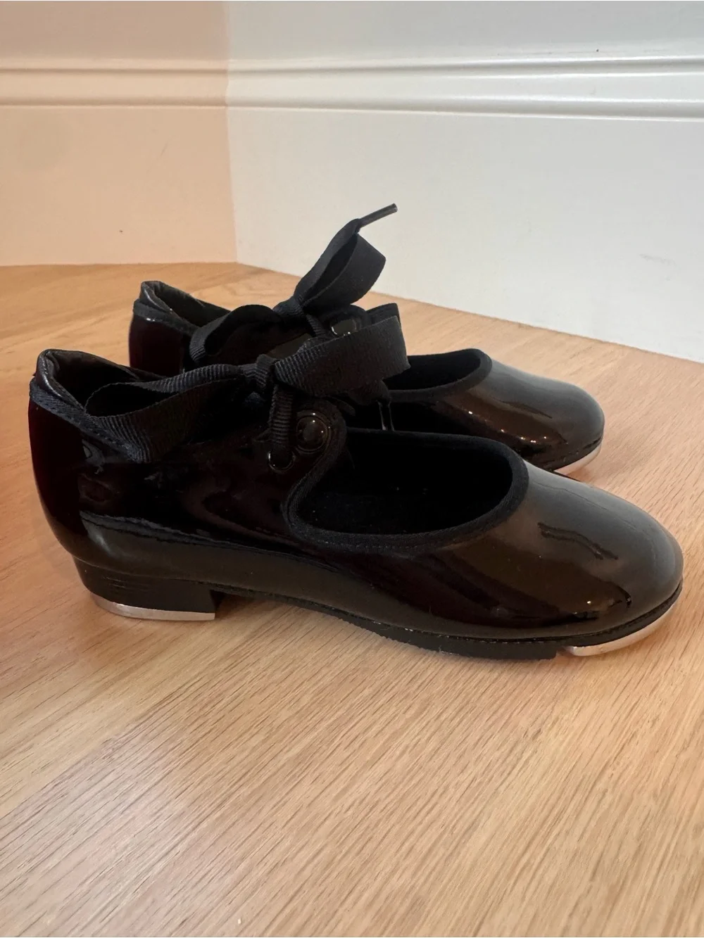 Capezio Black Patent Tap Shoes with Ribbon and snap closure -size 12.5